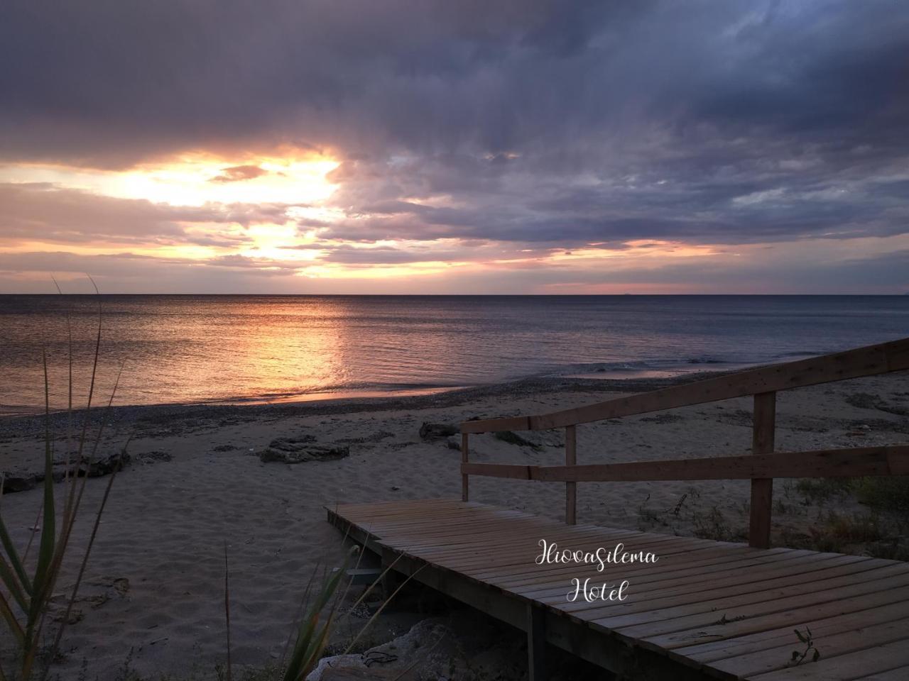 Iliovasilema Hotel Mytikas  Bagian luar foto